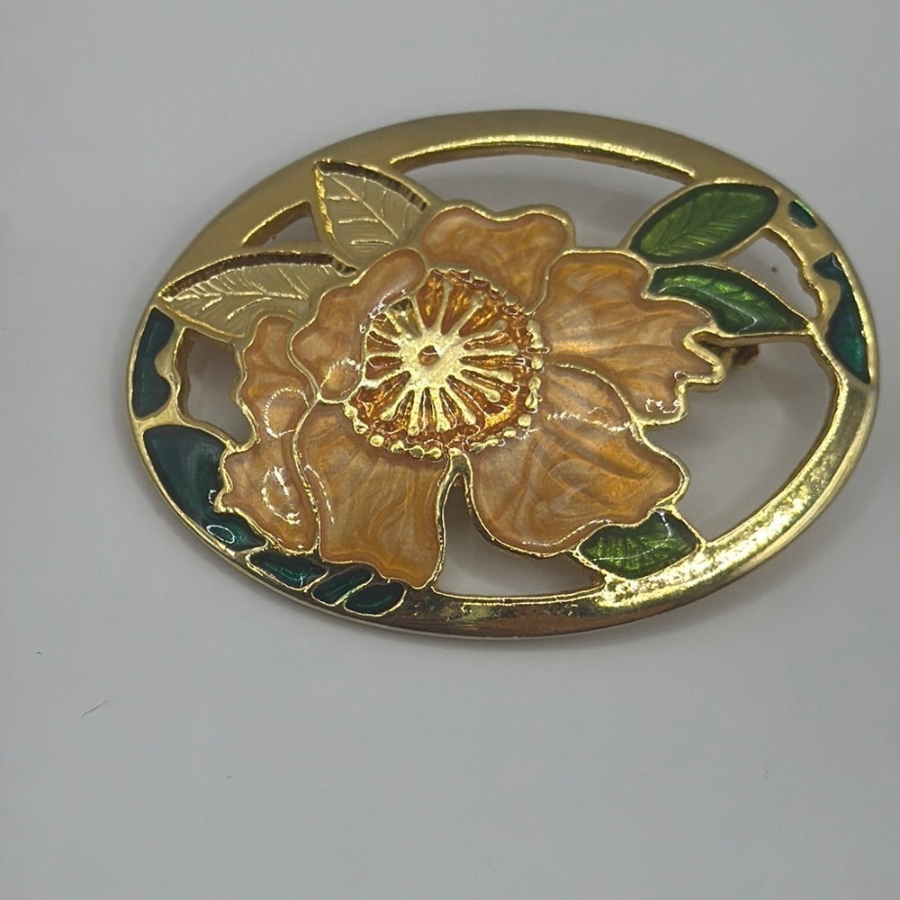 Vintage Cloisonne hibiscus flower gold tone Brooch